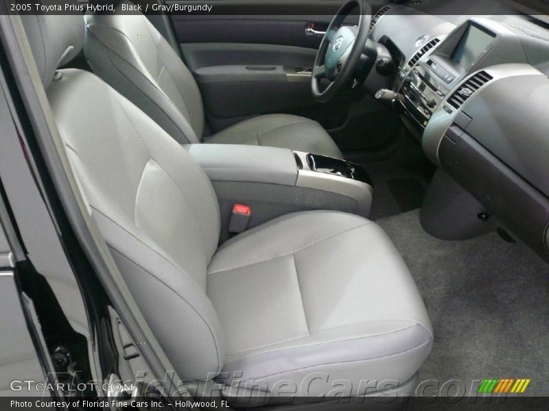 Black / Gray/Burgundy 2005 Toyota Prius Hybrid