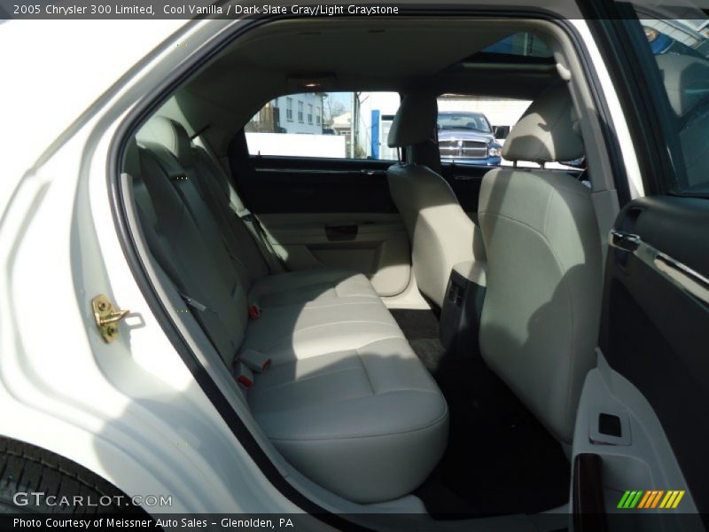Cool Vanilla / Dark Slate Gray/Light Graystone 2005 Chrysler 300 Limited