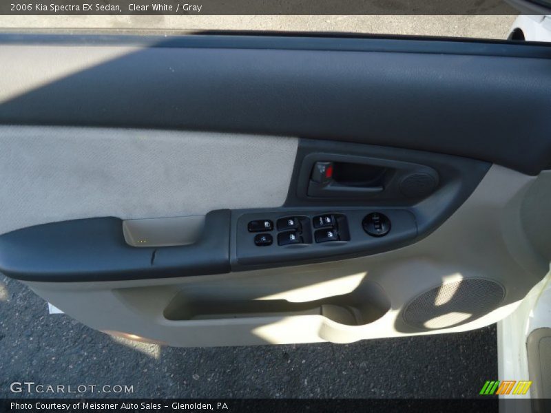 Clear White / Gray 2006 Kia Spectra EX Sedan