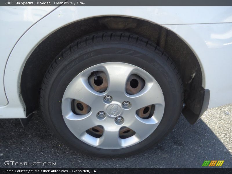 Clear White / Gray 2006 Kia Spectra EX Sedan