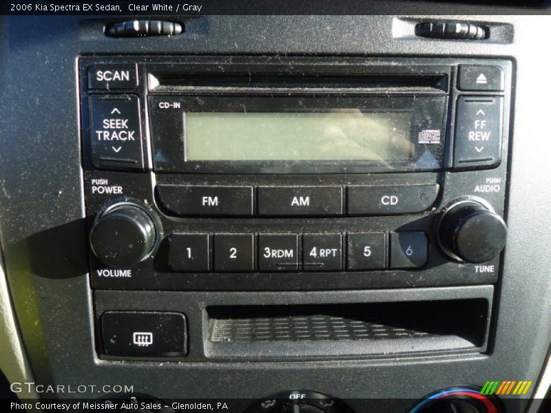 Clear White / Gray 2006 Kia Spectra EX Sedan