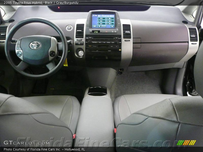 Black / Gray/Burgundy 2005 Toyota Prius Hybrid