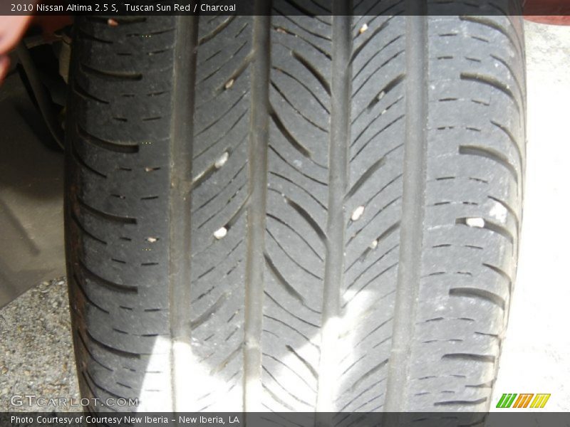 Tuscan Sun Red / Charcoal 2010 Nissan Altima 2.5 S
