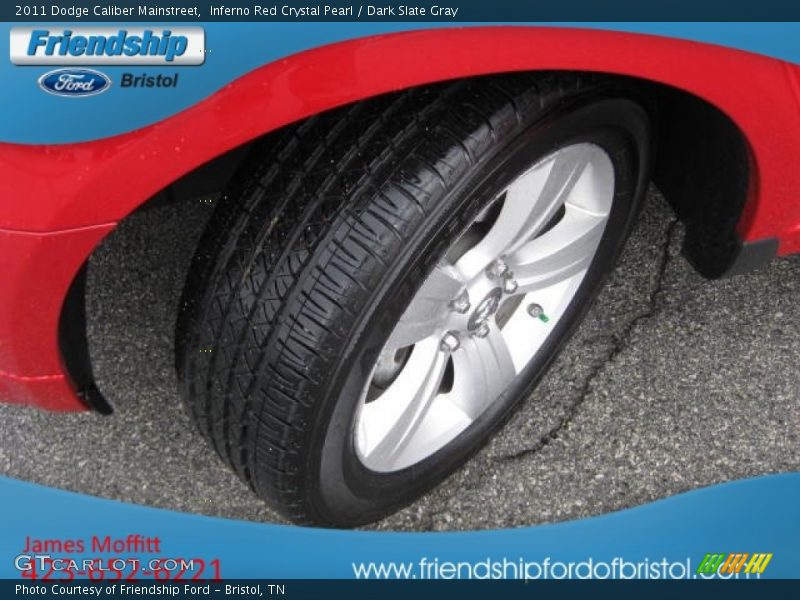 Inferno Red Crystal Pearl / Dark Slate Gray 2011 Dodge Caliber Mainstreet