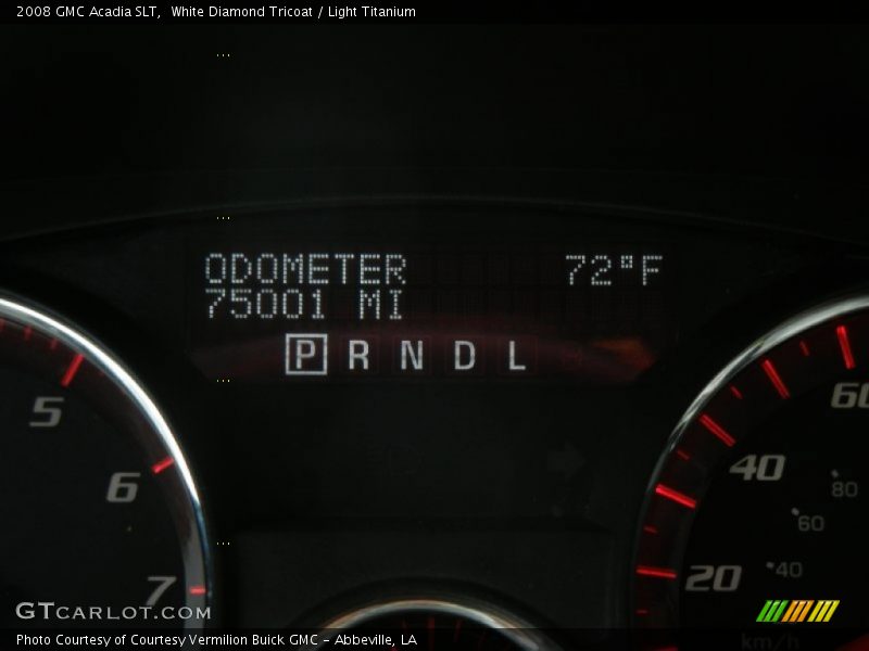 White Diamond Tricoat / Light Titanium 2008 GMC Acadia SLT
