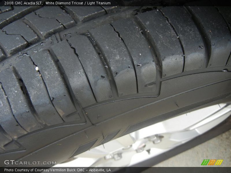 White Diamond Tricoat / Light Titanium 2008 GMC Acadia SLT