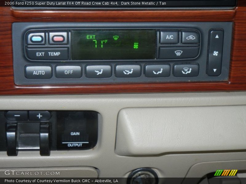 Dark Stone Metallic / Tan 2006 Ford F250 Super Duty Lariat FX4 Off Road Crew Cab 4x4