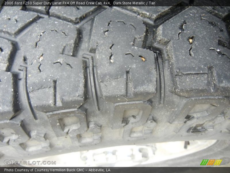 Dark Stone Metallic / Tan 2006 Ford F250 Super Duty Lariat FX4 Off Road Crew Cab 4x4