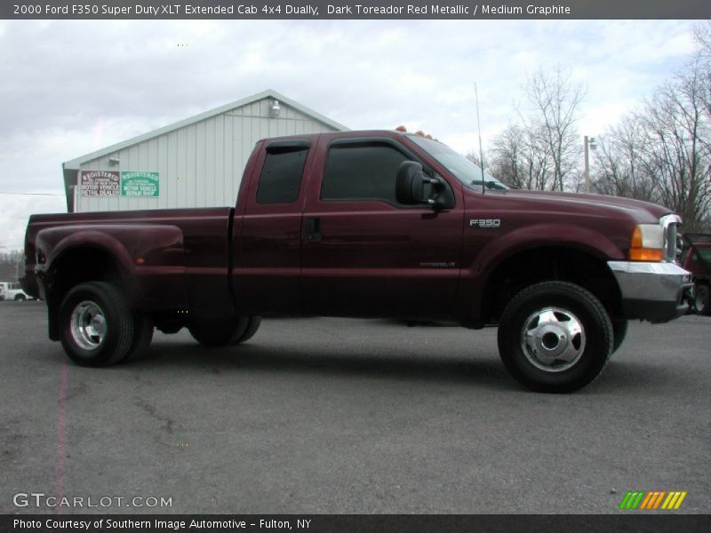 Dark Toreador Red Metallic / Medium Graphite 2000 Ford F350 Super Duty XLT Extended Cab 4x4 Dually