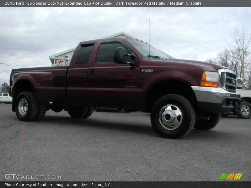 Dark Toreador Red Metallic / Medium Graphite 2000 Ford F350 Super Duty XLT Extended Cab 4x4 Dually