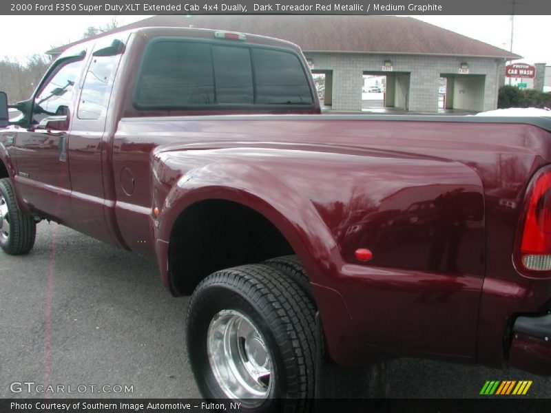 Dark Toreador Red Metallic / Medium Graphite 2000 Ford F350 Super Duty XLT Extended Cab 4x4 Dually