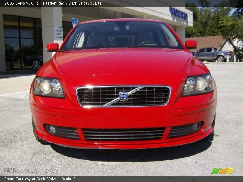 Passion Red / Dark Beige/Quartz 2005 Volvo V50 T5