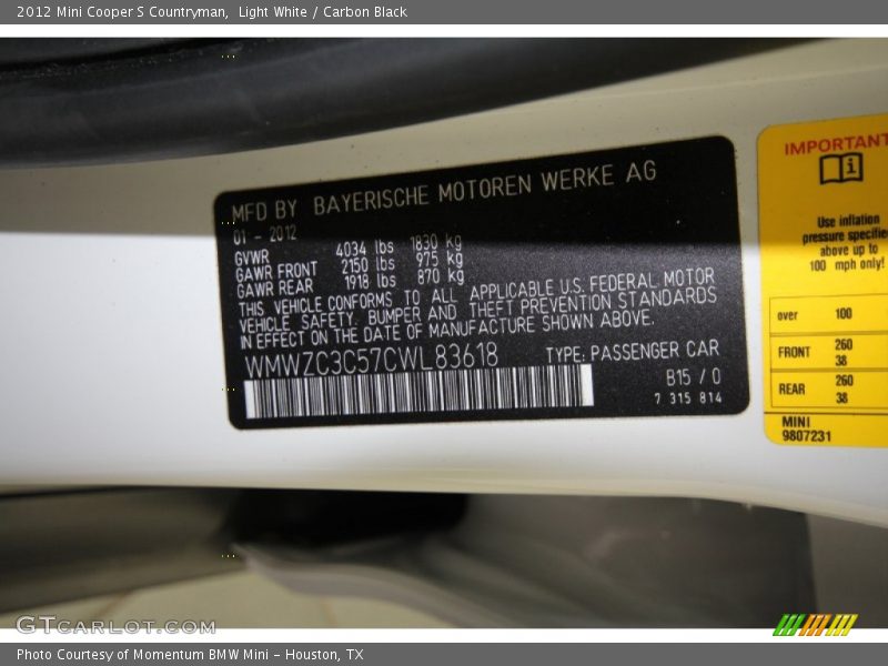 Light White / Carbon Black 2012 Mini Cooper S Countryman
