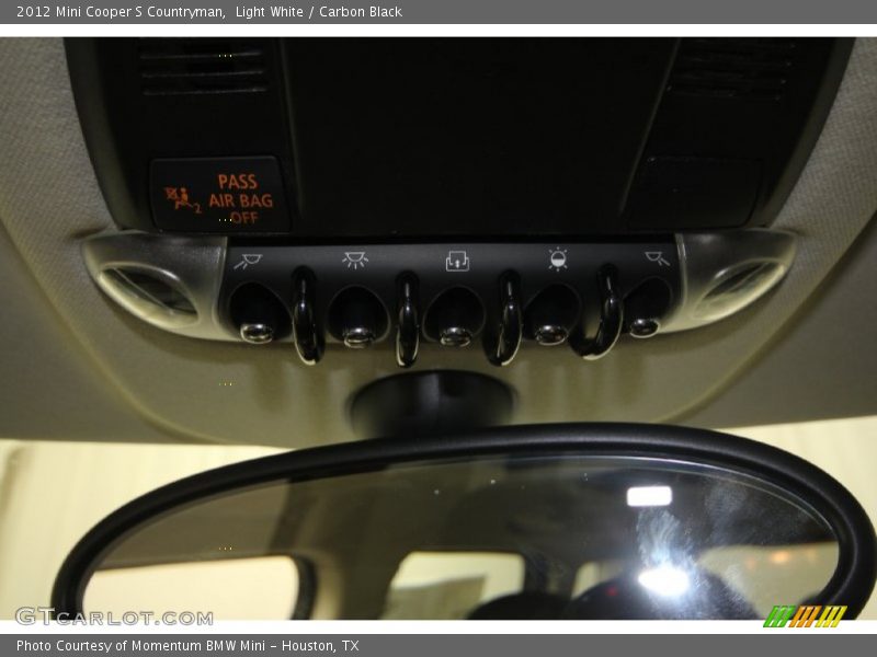 Light White / Carbon Black 2012 Mini Cooper S Countryman