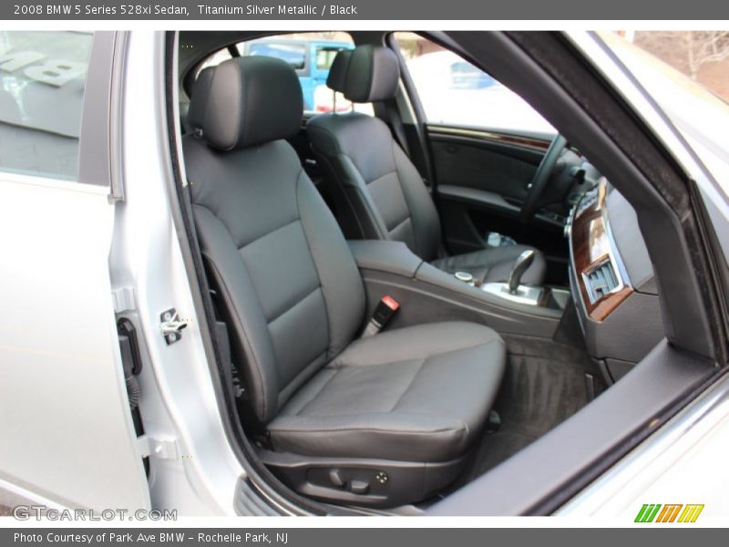 Titanium Silver Metallic / Black 2008 BMW 5 Series 528xi Sedan