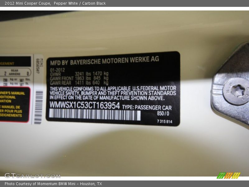 Pepper White / Carbon Black 2012 Mini Cooper Coupe