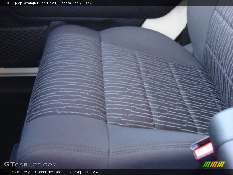 Sahara Tan / Black 2011 Jeep Wrangler Sport 4x4