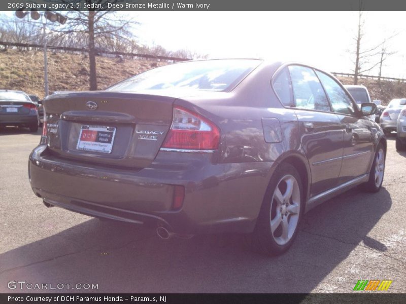 Deep Bronze Metallic / Warm Ivory 2009 Subaru Legacy 2.5i Sedan