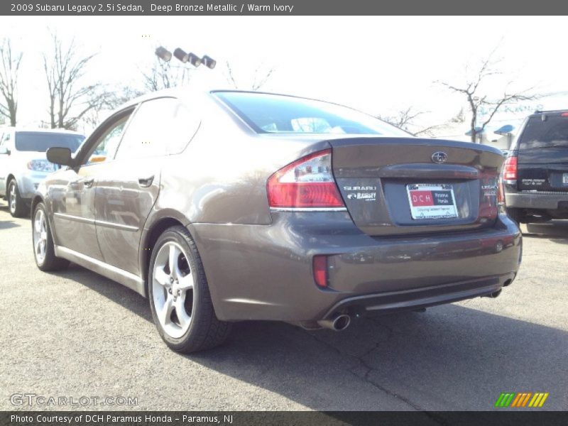 Deep Bronze Metallic / Warm Ivory 2009 Subaru Legacy 2.5i Sedan