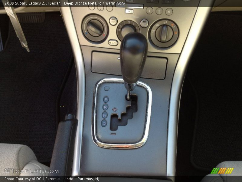 Deep Bronze Metallic / Warm Ivory 2009 Subaru Legacy 2.5i Sedan