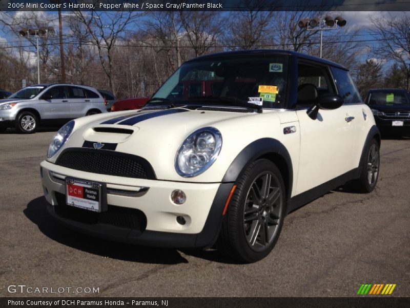 Pepper White / Space Gray/Panther Black 2006 Mini Cooper S Hardtop