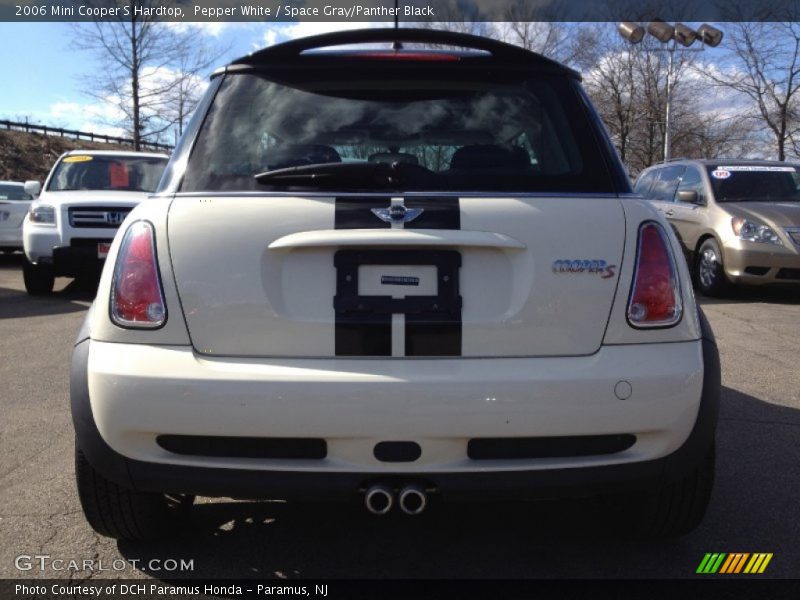 Pepper White / Space Gray/Panther Black 2006 Mini Cooper S Hardtop