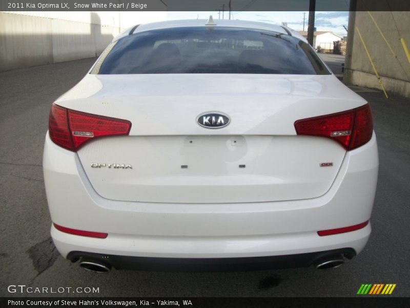 Snow White Pearl / Beige 2011 Kia Optima LX