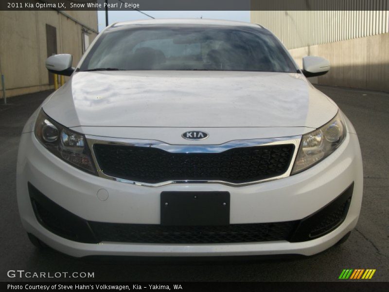 Snow White Pearl / Beige 2011 Kia Optima LX
