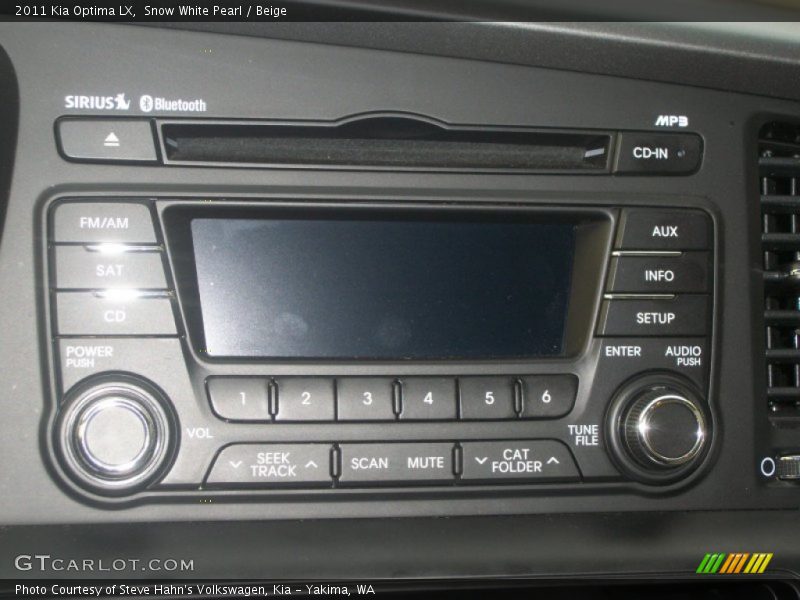 Snow White Pearl / Beige 2011 Kia Optima LX