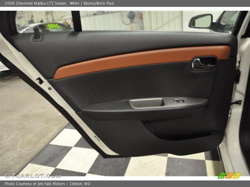 Door Panel of 2008 Malibu LTZ Sedan