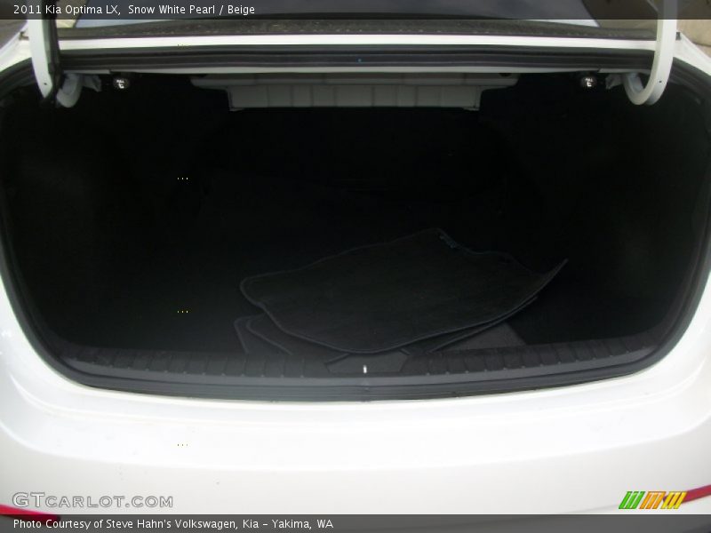 Snow White Pearl / Beige 2011 Kia Optima LX