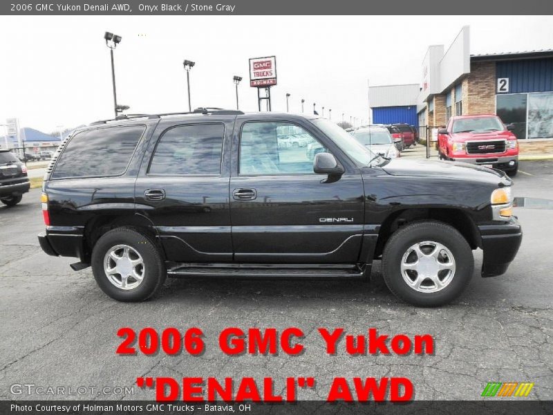 Onyx Black / Stone Gray 2006 GMC Yukon Denali AWD