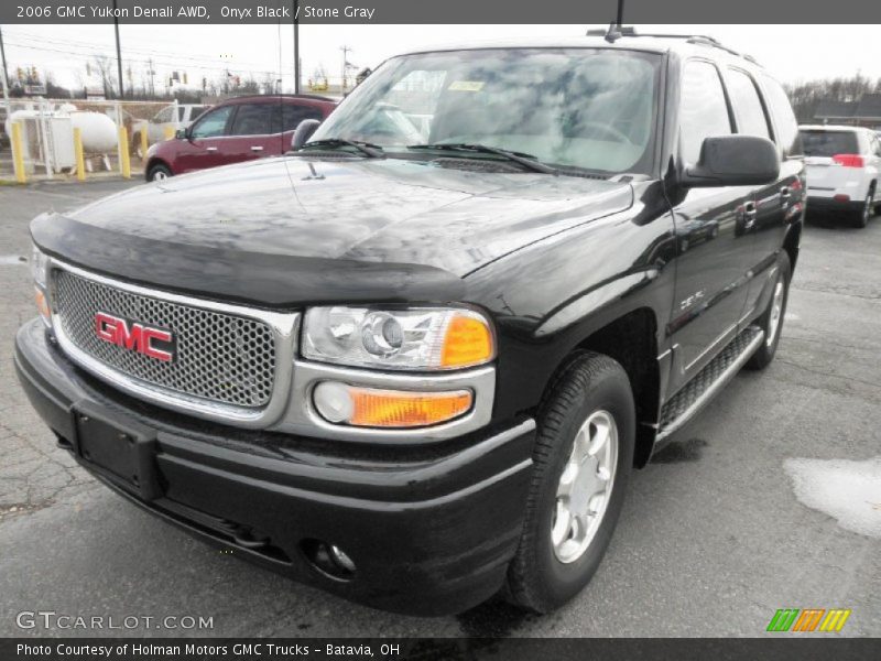 Onyx Black / Stone Gray 2006 GMC Yukon Denali AWD