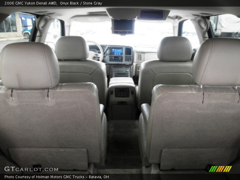 Onyx Black / Stone Gray 2006 GMC Yukon Denali AWD