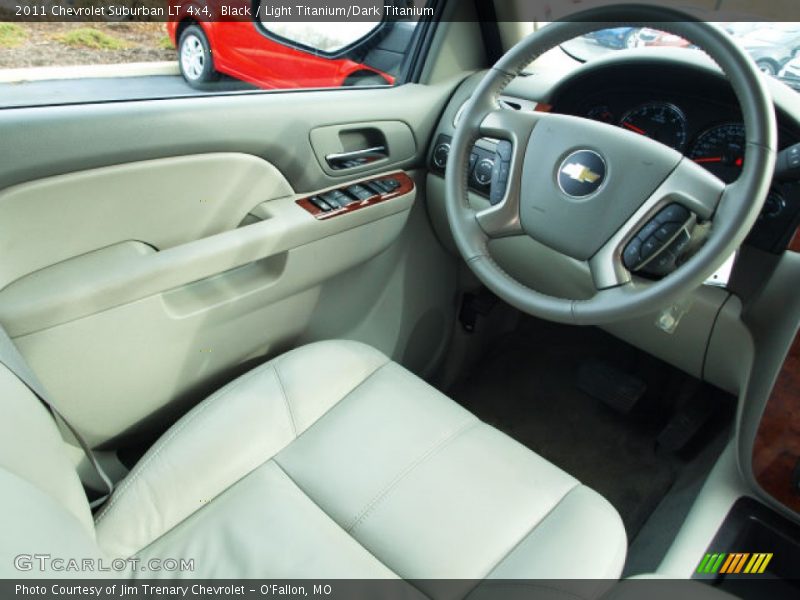 Black / Light Titanium/Dark Titanium 2011 Chevrolet Suburban LT 4x4