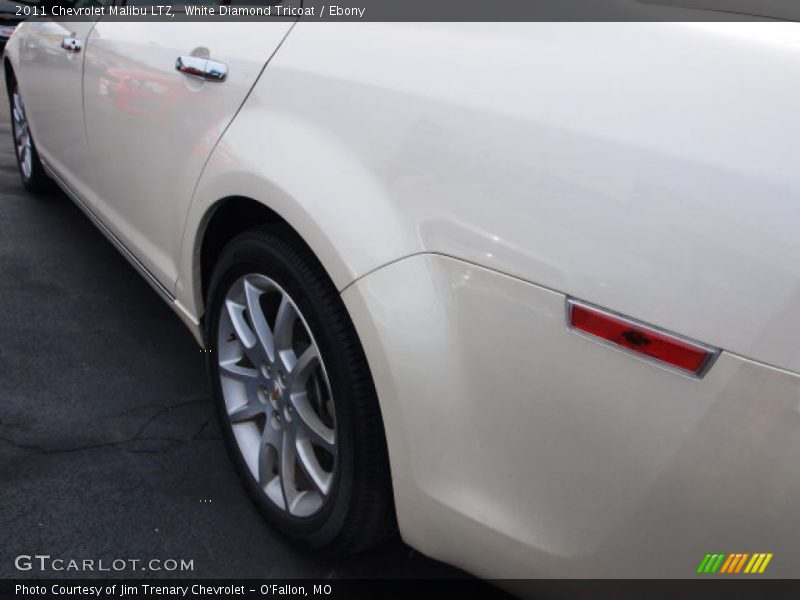 White Diamond Tricoat / Ebony 2011 Chevrolet Malibu LTZ