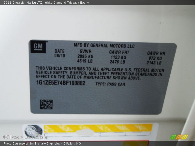 White Diamond Tricoat / Ebony 2011 Chevrolet Malibu LTZ