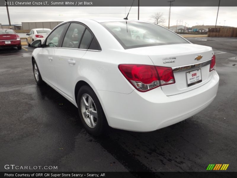 Summit White / Jet Black 2011 Chevrolet Cruze LT