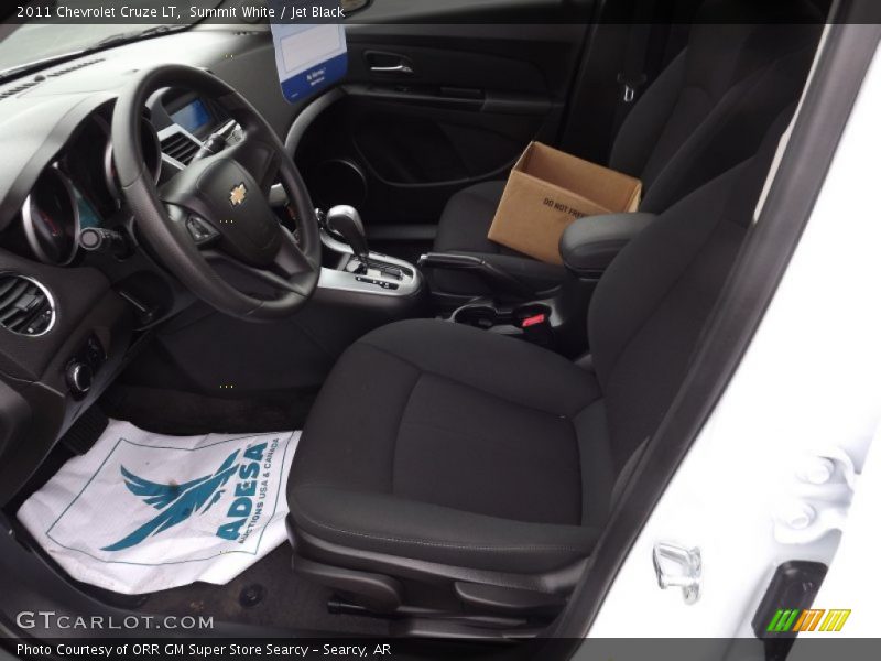 Summit White / Jet Black 2011 Chevrolet Cruze LT