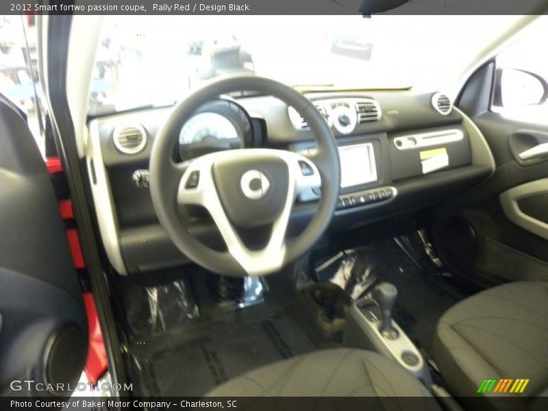 Rally Red / Design Black 2012 Smart fortwo passion coupe