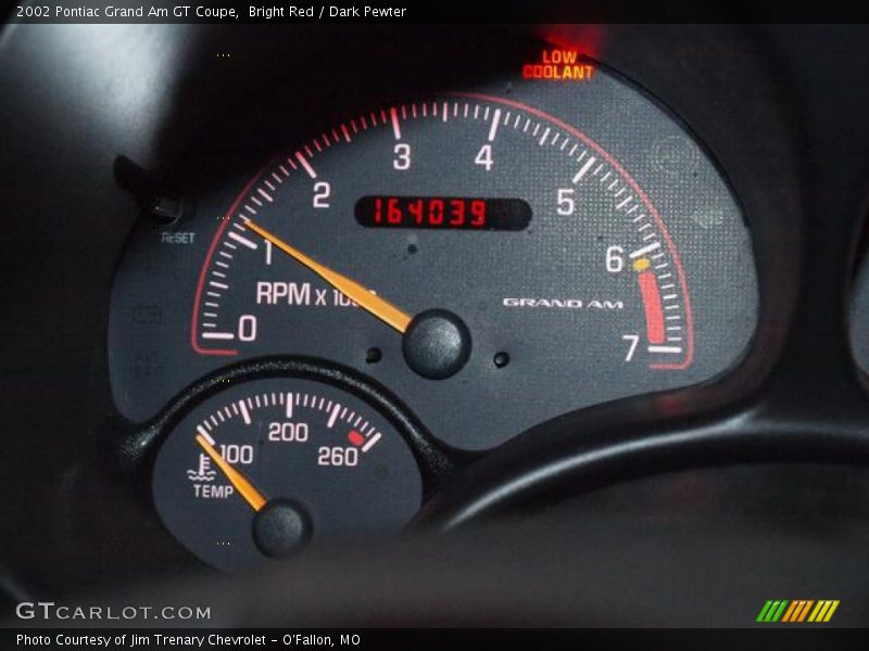 Bright Red / Dark Pewter 2002 Pontiac Grand Am GT Coupe
