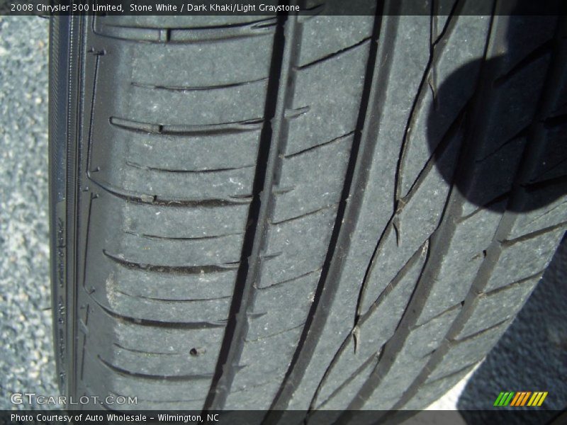 Stone White / Dark Khaki/Light Graystone 2008 Chrysler 300 Limited
