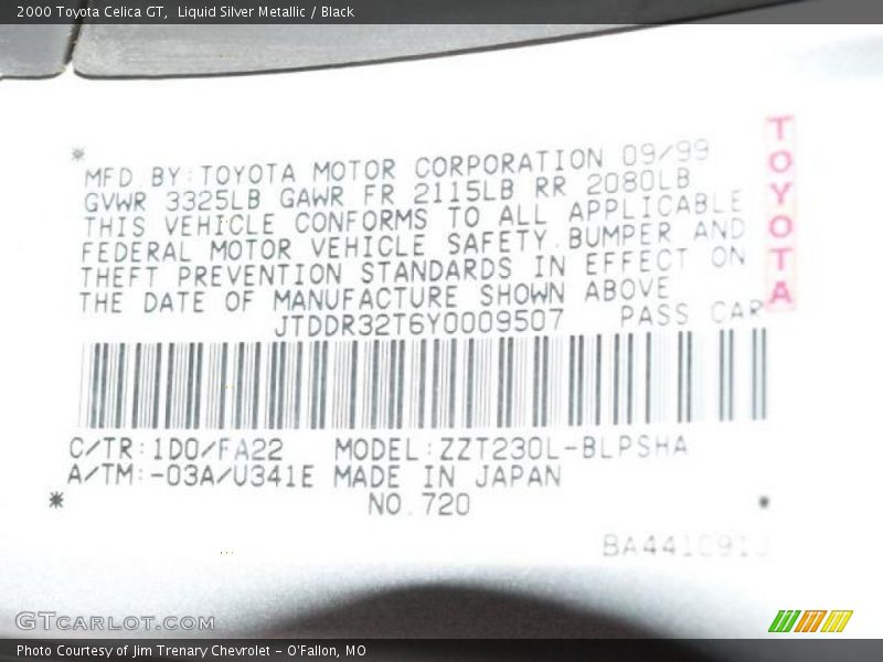 Liquid Silver Metallic / Black 2000 Toyota Celica GT