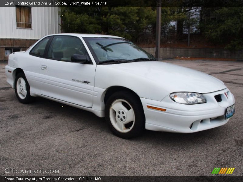 Bright White / Neutral 1996 Pontiac Grand Am GT Coupe