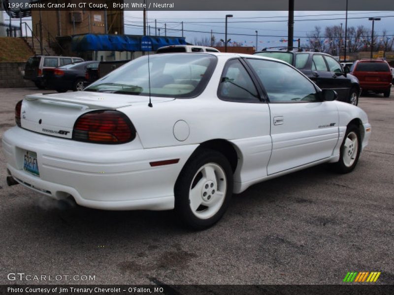 Bright White / Neutral 1996 Pontiac Grand Am GT Coupe