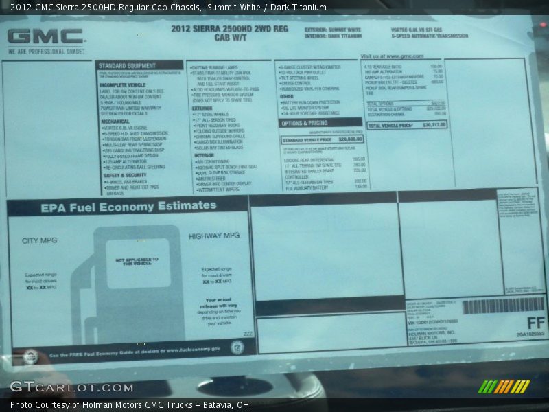 Summit White / Dark Titanium 2012 GMC Sierra 2500HD Regular Cab Chassis