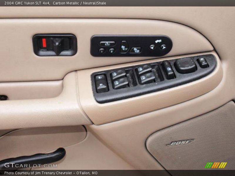 Carbon Metallic / Neutral/Shale 2004 GMC Yukon SLT 4x4