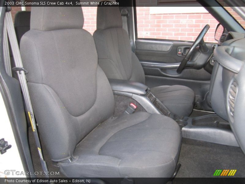  2003 Sonoma SLS Crew Cab 4x4 Graphite Interior
