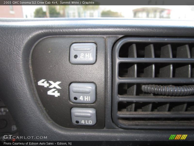 Summit White / Graphite 2003 GMC Sonoma SLS Crew Cab 4x4