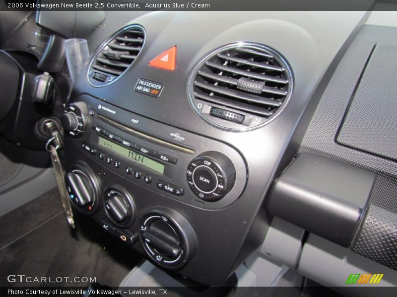 Aquarius Blue / Cream 2006 Volkswagen New Beetle 2.5 Convertible